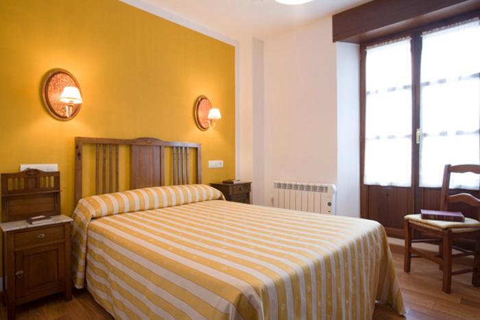 La Fonda De Bustio Hotel Ngoại thất bức ảnh
